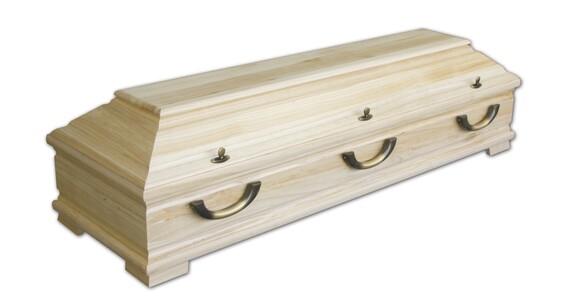 Holzurne mit drei Fächern und metallenen Griffen auf der Vorderseite, in hellem Holzfarben gehalten.